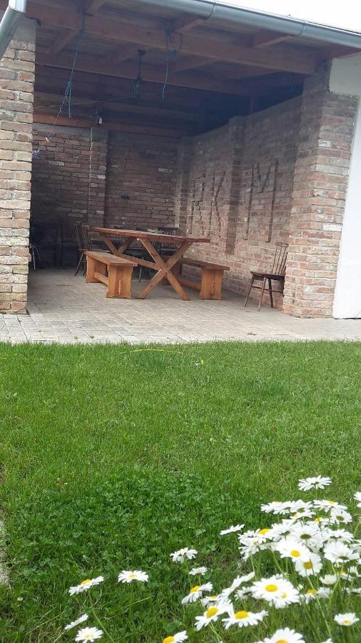 Chalupa Brod Nad Dyji Exterior foto